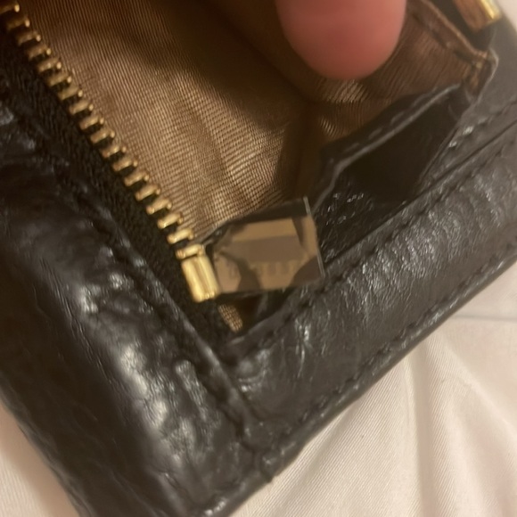 Authentic Chloe pebble bow leather wallet - Picture 13 of 13